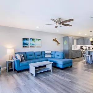 https://3-c-three-bedroom-townhome.panamacity-beachhotels.com